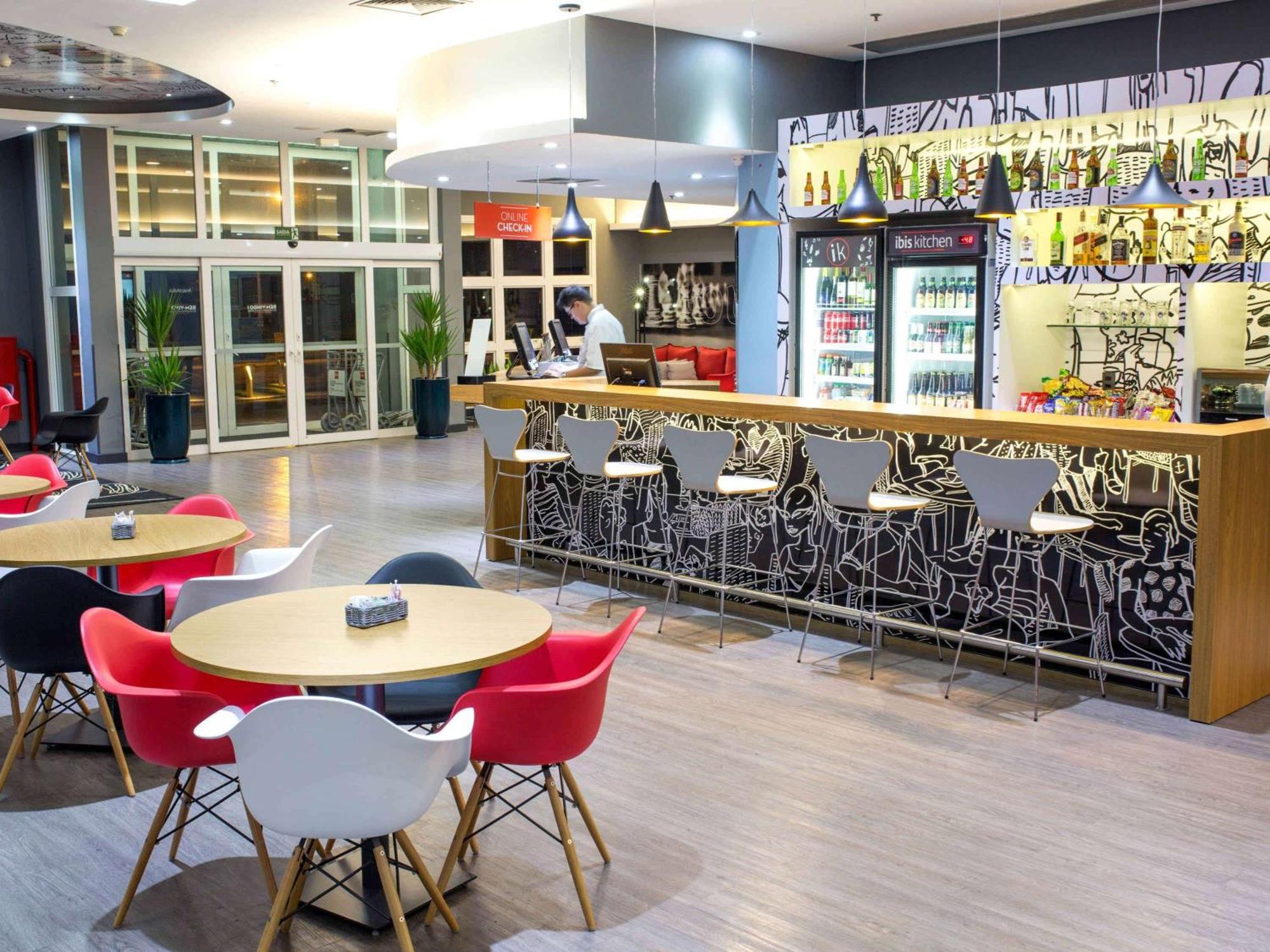 阿拉萨图巴宜必思酒店 Araçatuba 外观 照片
